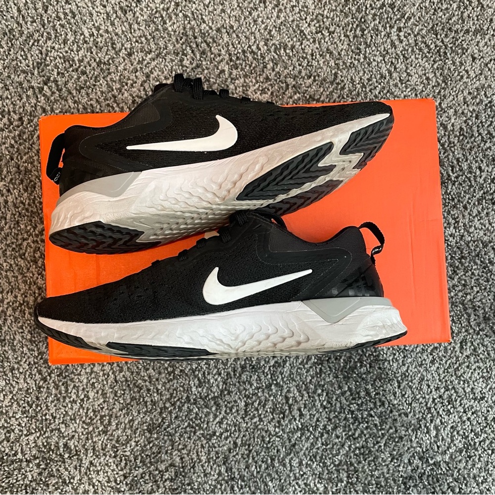 Nike Men's Black Odyssey React Running Shoes